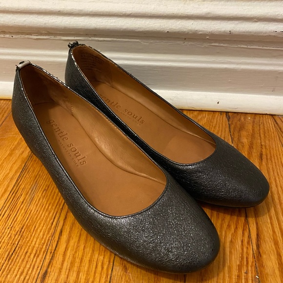 Gentle souls flats - Picture 5 of 7